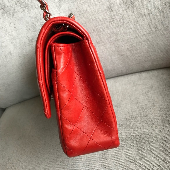 SOLD Chanel medium double flap in red lambskin - Picture 5 of 12
